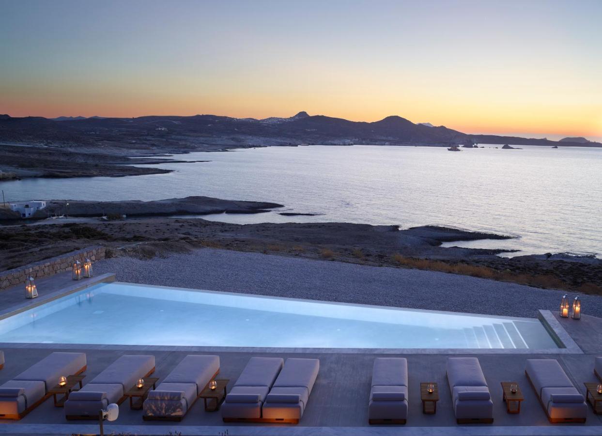 Domes White Coast Milos, Adults Only - Small Luxury Hotels Of The World Mytakas Exterior photo